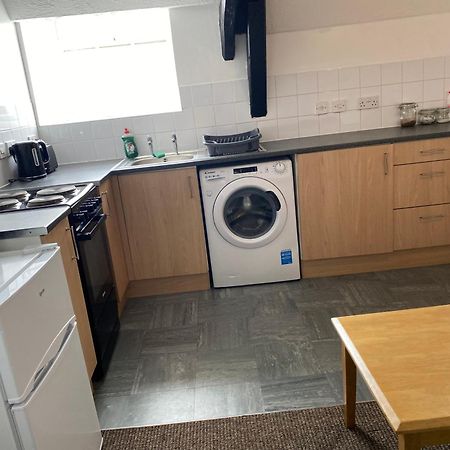 Spacious One Bedroom Flat With River View, 1E Great Yarmouth Esterno foto